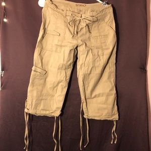 Khaki capris